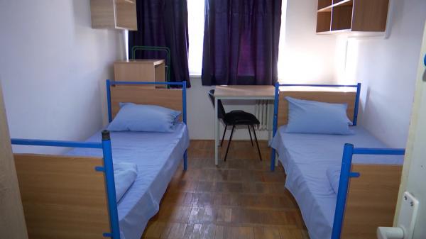 Studenţii revin la facultate, după ridicarea stării de alertă. Surprize la cazare: căminele adăpostesc refugiaţi din Ucraina