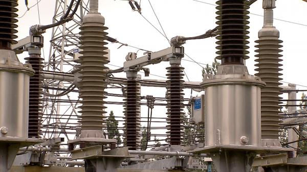 Autorităţile reacţionează după ce un furnizor de energie le-a cerut clienţilor să-şi plătească în avans facturile
