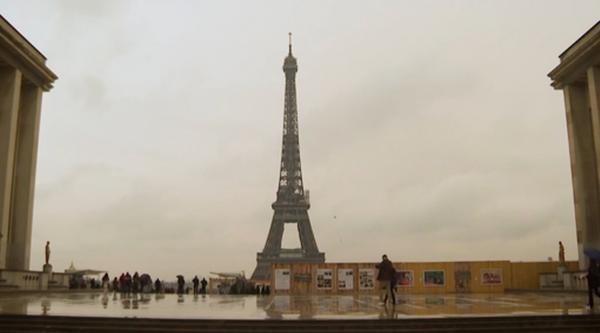 Turnul Eiffel s-a făcut mai mare. Înălţimea monumentului istoric a crescut cu 6 metri
