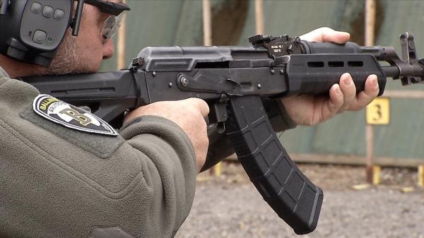 Mii de români au luat calea poligoanelor de trageri, din teama războiului. Ce echipamente s-au epuizat deja