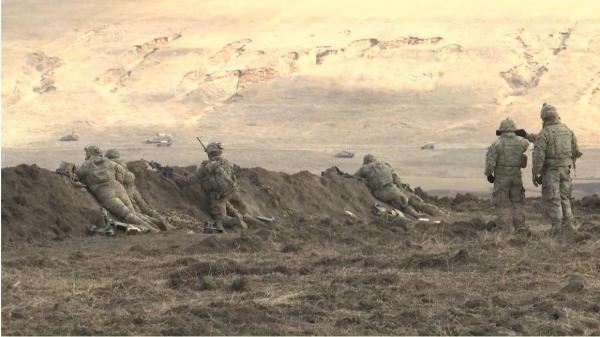 Cine este militarul român care a murit strivit de tanc la Poligonul Smârdan din Galaţi. Sebastian avea 35 de ani şi era căsătorit