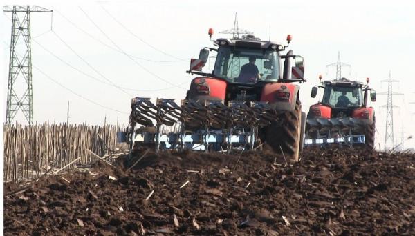 De teama unei crize alimentare, fermierii l-au cerut pe ministrul Agriculturii în CSAT. Cine face parte din Consiliul Suprem de Apărare a Ţării