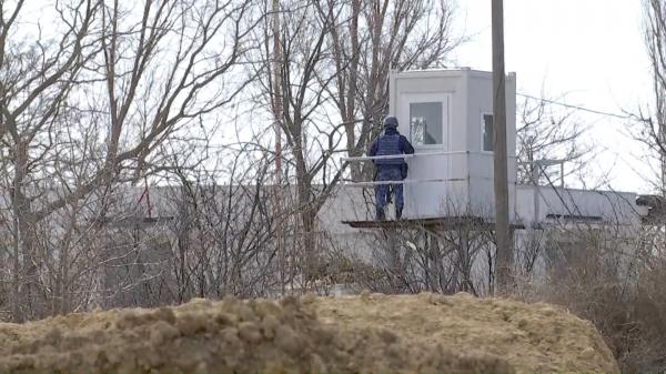 Militarul ar fi stat pe telefon în momentul când i-ar fi fost furată mitraliera. Ce alte ipoteze iau în calcul anchetatorii