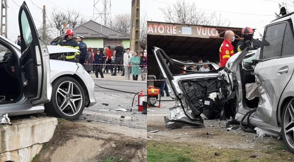 Accident teribil în Teleorman. O maşină a intrat pe contrasens si s-a izbit frontal de un TIR. Pasagerul din dreapta dormea, în momentul impactului