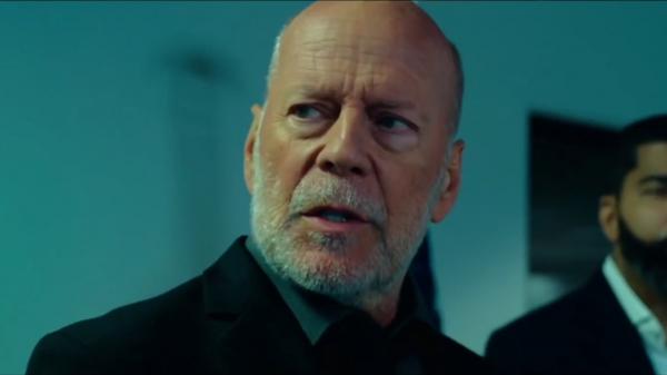 Cum se manifestă afazia, boala de care suferă Bruce Willis. Anunţul de la Hollywood produce o undă de şoc în întreaga lume