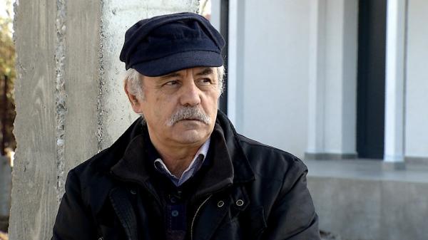 În 2010 Ioan și-a construit o casă cu 75.000 de euro, lângă București. De ce nici acum nu se poate muta în ea