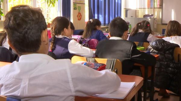 Înscrieri clasa pregătitoare 2022. Părinţii pot începe de astăzi să depună cererile. Care sunt paşii de urmat