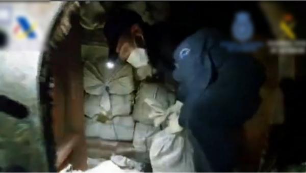 Trei tone de cocaină, descoperite de poliţiştii spanioli pe o barcă de pescuit din Insulele Canare. Captură de 72 de milioane de euro