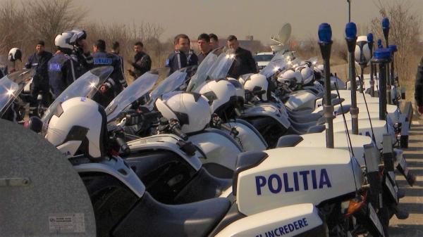 Matematica poliţiştilor din Bucureşti: cumpără motociclete de 20.000 de euro şi dau 8.000 de euro pe lună pe revizia lor