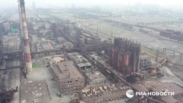 Azovstal, filmată cu drona de ruși. ”Putin încearcă să-i înfometeze pe ultimii apărători ucraineni”