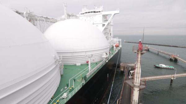Președintele Consiliului European: "Trebuie să distrugem mașina de război rusă". UE renunţă la petrolul rusesc. Ce riscă România