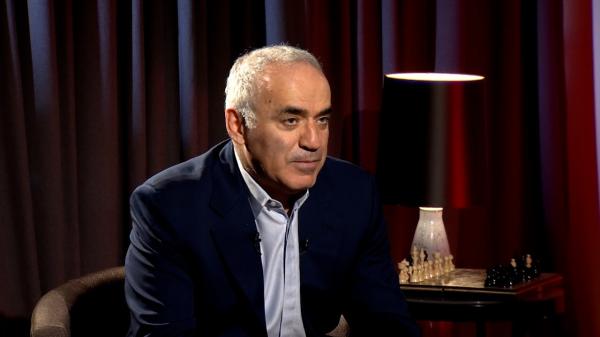 Garry Kasparov vede sfârșitul lui Vladimir Putin: „Dictatorii nu au supravieţuit niciodată înfrângerilor militare”