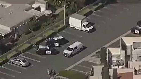 Atacuri sângeroase în plină stradă în mai multe oraşe din SUA