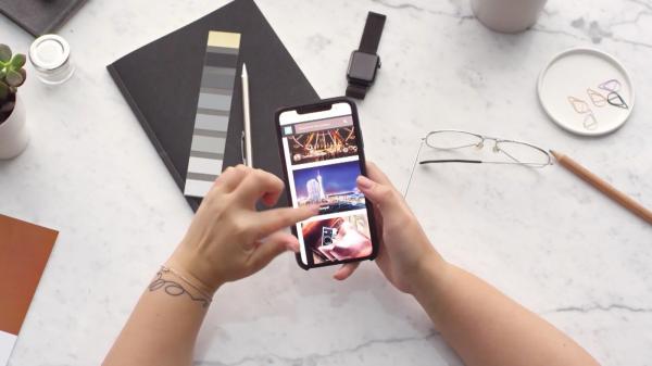 UE impune un încărcător unic de smartphone, cu un port USB-C, până în toamna lui 2024. Apple s-a opus ferm reglementării