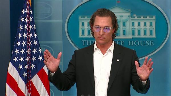 Discurs emoţionant la Casa Albă. Actorul Matthew McConaughey, apel pentru legi mai dure privind deţinerea armelor, în urma masacrului din Texas