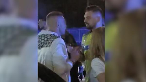 Benzinăriile din toată ţara, blocate iar de proteste. Poliţist, către un şofer: "Cumetre, pentru ultima dată, vă iau la secţie!"