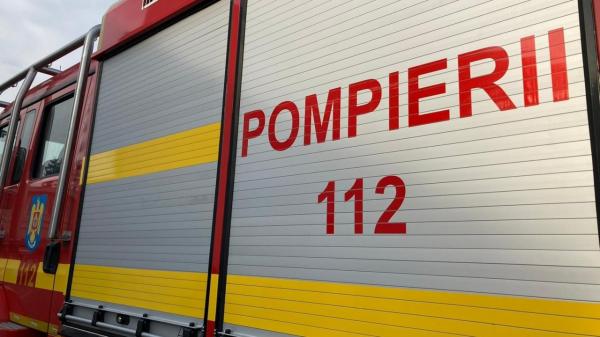 Incendiu la o cabană din Sibiu în care dormeau zeci de copii aflați în tabără