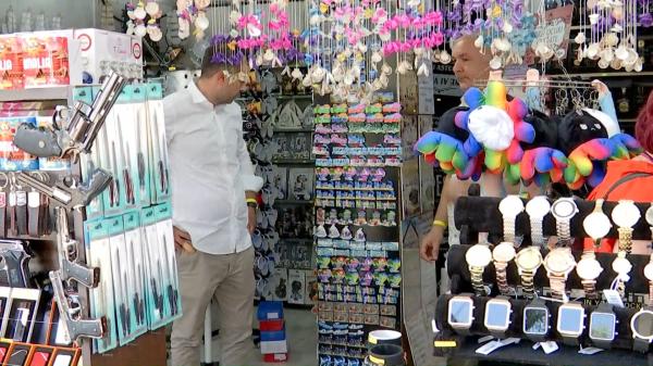 Chioşcurile cu suveniruri de pe litoral, luate la puricat de inspectorii ANPC