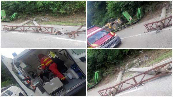 Accident feroviar grav în judeţul Vâlcea. Un tren a agăţat un stâlp care fusese lovit de un TIR. 7 persoane sunt rănite