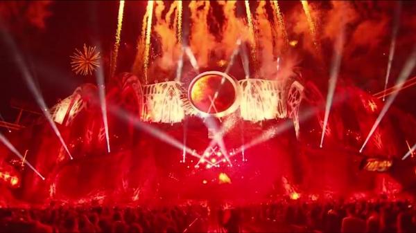 Începe Untold. Zeci de mii de oameni îşi vor primi brățările. Cel mai aşteptat moment al primei zile de festival