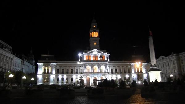 Primăria Arad, soluții pentru scăderea facturilor: reducerea iluminatului și proiect european de 2 milioane de euro pentru panouri solare