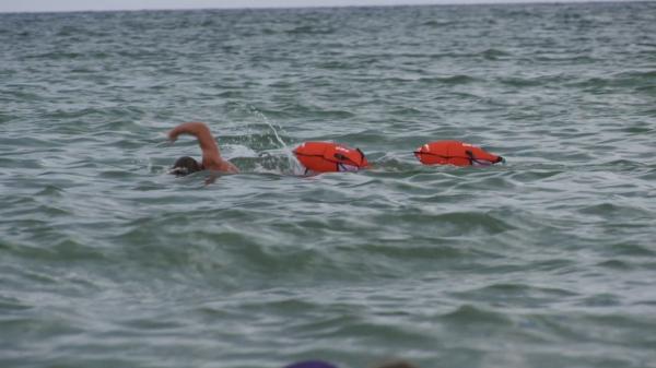 Tragedii în lanţ pe litoral. Trei bărbaţi au murit după ce au ignorat steagurile roşii şi s-au aventurat în valurile mării