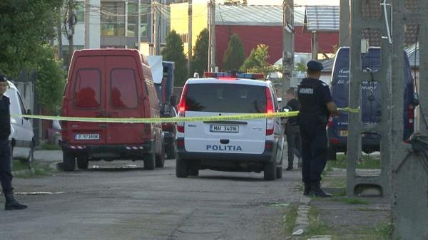 Un sucevean a chinuit un copil de 11 ani, ca să mărturisească un furt. L-a bătut cu lopata, dezbrăcat și ținut în frig