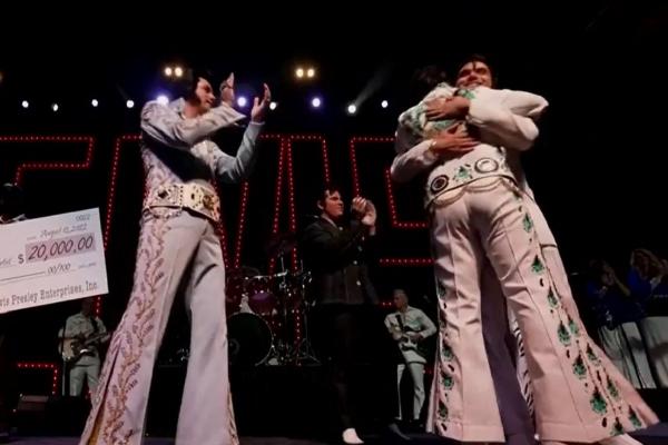 Un american a fost încoronat drept cea mai fidelă copie a lui Elvis Presley. Bărbatul a plecat acasă cu premiul de 20.000 de dolari