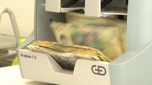 Măsurile discutate în interiorul PSD pentru 2023: salariul minim ar urma să fie 3.000 de lei, iar punctul de pensie creşte cu 8%