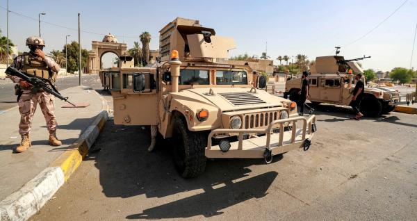 Irakul, în prag de război civil. Zeci de protestatari morți în timpul violențelor, iar statele își retrag diplomații din Bagdad