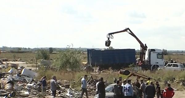 Controale cu mascaţi la Săruleşti, unul dintre punctele fierbinţi pe harta deşeurilor ilegale. Garda de Mediu spune că soluţia e schimbarea legii