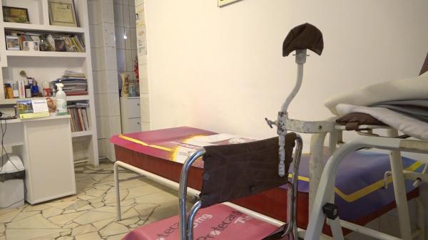 Contracepţia gratuită, mai mult un mit în România. Cabinetele de planificare familială se închid pe rând, după ce Ministerul Sănătăţii a încetat să le mai finanţeze