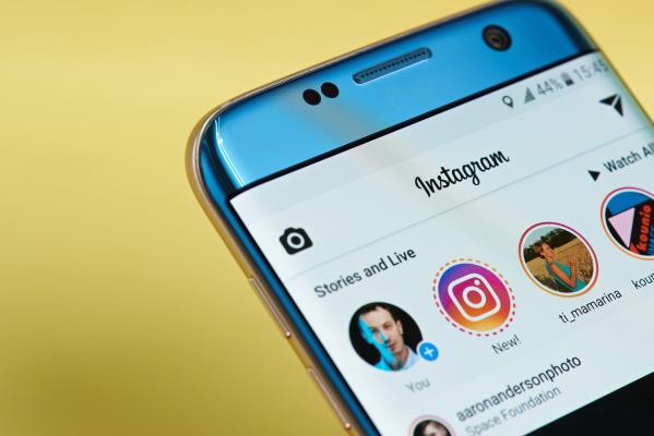 O nouă fraudă se răspândește pe Instagram. Avertismentul specialiștilor în securitate: nu dați click pe link-uri de resetare a parolelor