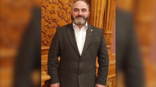 Două dosare penale deschise pe numele lui Aurel Bălăşoiu. Deputatul este acuzat de viol și act sexual cu minor. În scandal sunt implicate și fețe bisericești