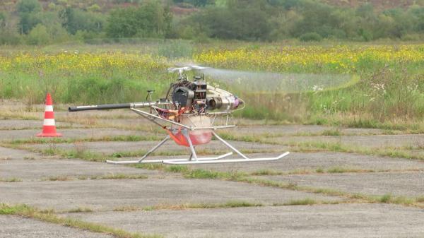 Creația unor ingineri din Lugoj, cunoscută de NATO. Au realizat o dronă elicopter unică în România, care poate fi utilizată în mai multe domenii