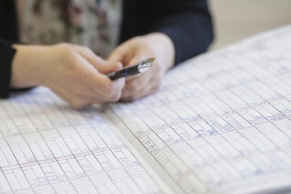 Un elev al unui liceu din Cluj, condamnat pentru trafic de scutiri. Tânărul falsificase peste 100 de adeverinţe medicale