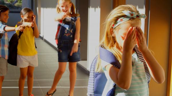 România, pe locul 3 în UE la capitolul bullying în şcoli. Cum poate fi prevenit fenomenul