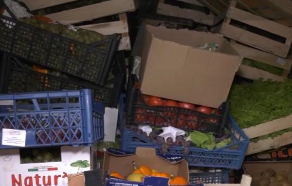 România, pe locul 9 în topul ţărilor cu cea mai mare risipă alimentară. Câtă mâncare aruncă un român în fiecare an: "20% din buget se duce la gunoi"