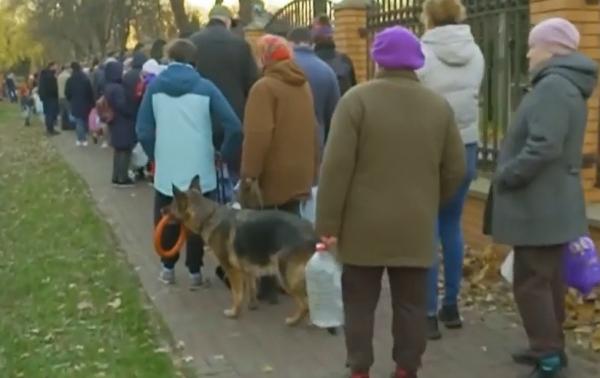 Sute de mii de ucraineni au rămas fără apă potabilă şi electricitate, după atacul cu rachete al Rusiei. Resturile au căzut pe teritoriul Republicii Moldova