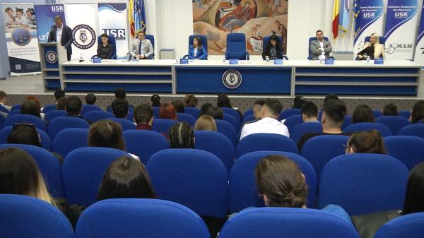Opt orașe din țară vor deveni centre de dezvoltare pentru cel mai mare festival studențesc, UniFEST: "Scopul este de a aduce împreună studenții"