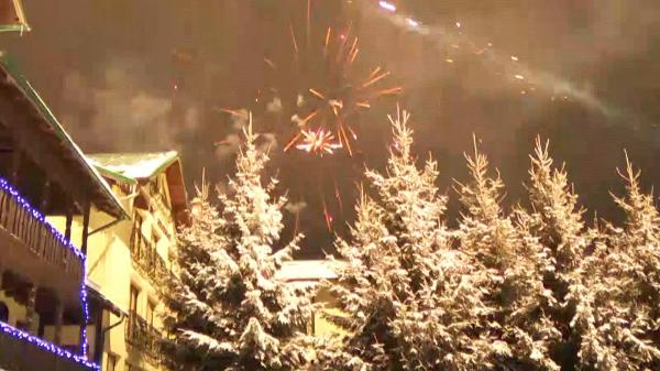 Revelion 2023. Cum putem evita "ţepele" la cazare. Mulţi ajung victimele înşelătoriilor