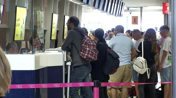 Biletele de avion se vor scumpi cu 50%. Cum va afecta industria aviatică intrarea României în Schengen