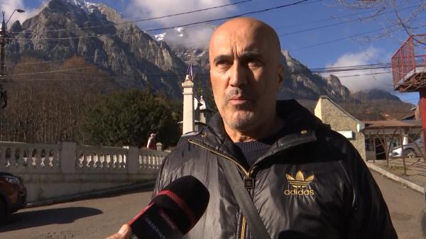 "Am văzut moartea cu ochii, am zis că aici rămân". Misiune contracronmetru a salvamontiştilor din trei judeţe pentru salvarea unui turist iranian
