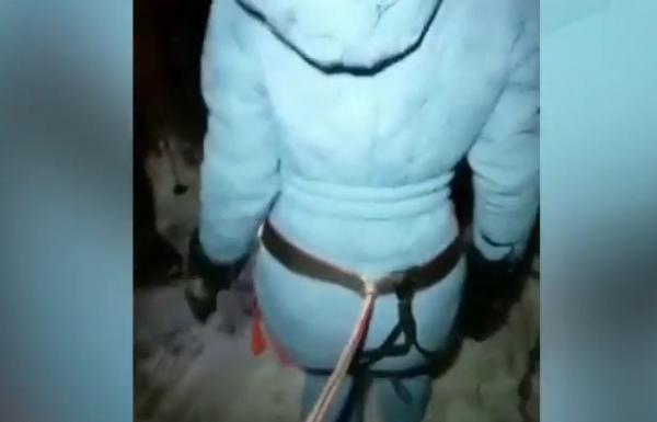 Doi tineri blocaţi pe Valea Caraimanului, recuperaţi de salvamontişti. Au încercat să ajungă la Sfinx pe cel mai periculos traseu