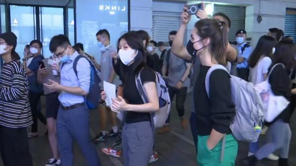 Cele mai mari proteste din China de la Piața Tiananmen, înăbușite în forță. Regimul lui Xi Jinping nu renunță la politica de "zero cazuri" Covid