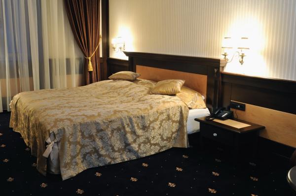 Ce ar urma să dispară din camerele de hotel. Noi reguli stabilite de Comisia Europeană