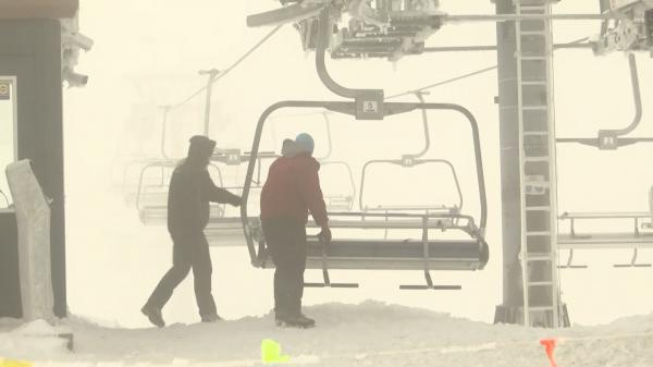 Care sunt noile tarife pentru transportul pe cablu în Sinaia. Preţurile sunt comparabile cu cele din Austria sau Italia