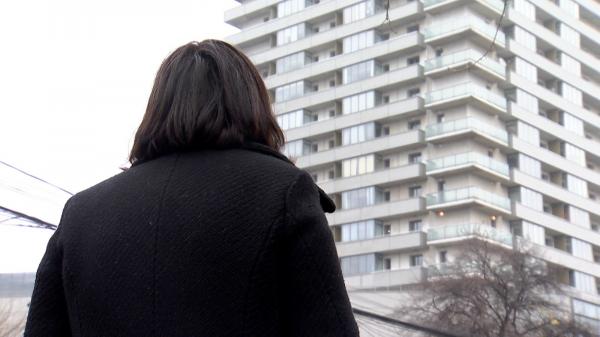 Și-a închis fetița în casă, după ce a câștigat custodia. Reacţia mamei: ''În sufletul ei se gândeşte - când mă salvează mama?''