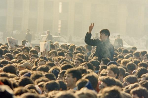 Revoluţia din decembrie 1989. 33 de ani de la evenimentele sângeroase din Bucureşti. Cifrele dezastrului: 50 de morţi, 500 de răniţi, 1.000 de arestaţi
