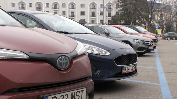 Pățania unui șofer care a dat 2.000 de lei pe locul de parcare din București. A luat amendă nevinovat, iar acum noul abonament e 500 de lei